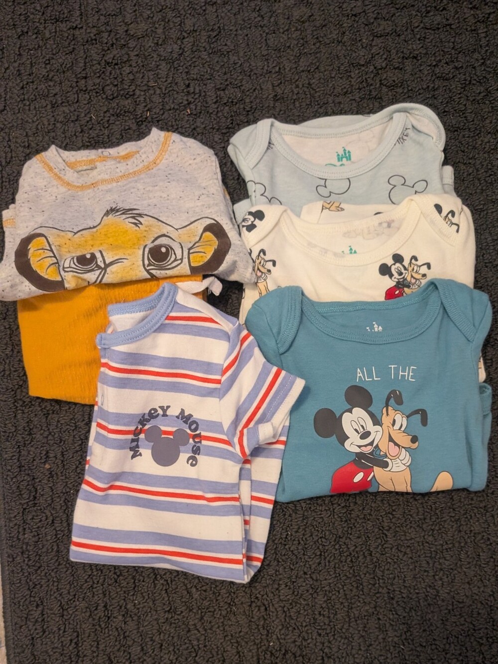 Mickey Mouse 3-6M Bodysuit Pack With Lion King Outfit